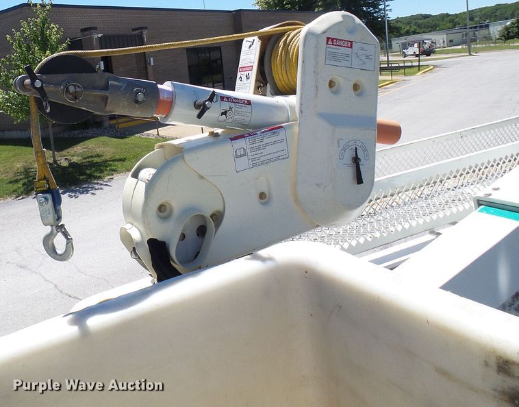 image for item DG2065 2012 Dodge Ram 5500  bucket truck