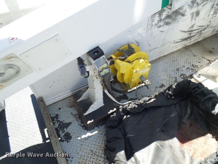 image for item DG2065 2012 Dodge Ram 5500  bucket truck