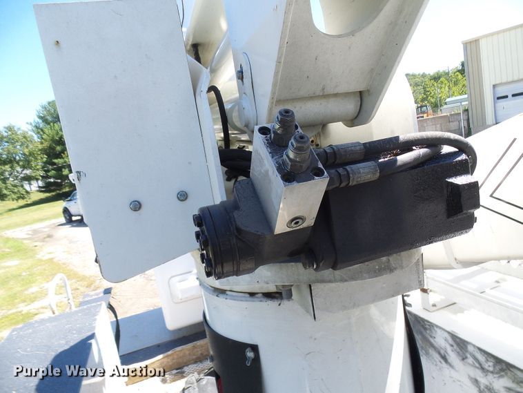 image for item DG2065 2012 Dodge Ram 5500  bucket truck
