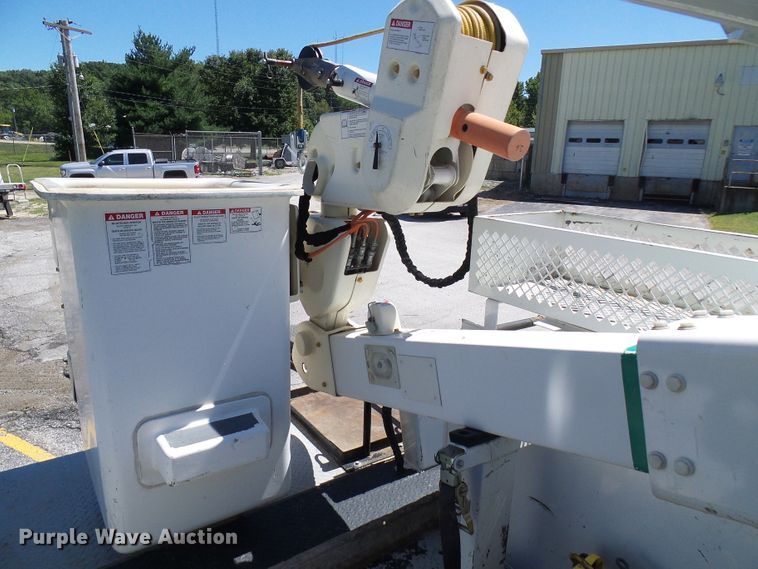 image for item DG2065 2012 Dodge Ram 5500  bucket truck