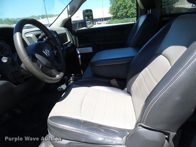 image for item DG2065 2012 Dodge Ram 5500  bucket truck