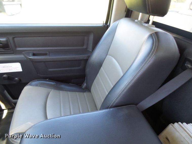 image for item DG2065 2012 Dodge Ram 5500  bucket truck