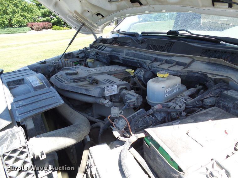 image for item DG2065 2012 Dodge Ram 5500  bucket truck