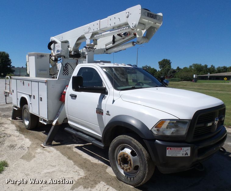 image for item DG2066 2012 Dodge Ram 5500  bucket truck