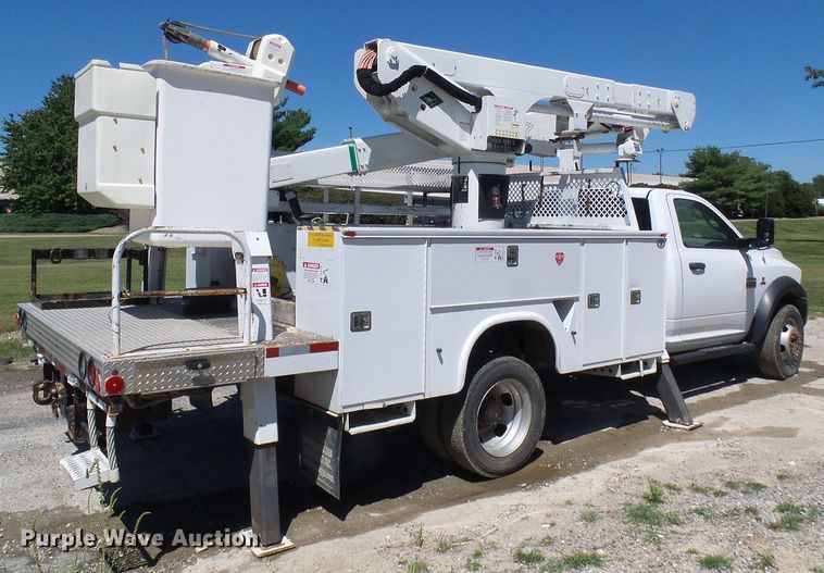 image for item DG2066 2012 Dodge Ram 5500  bucket truck