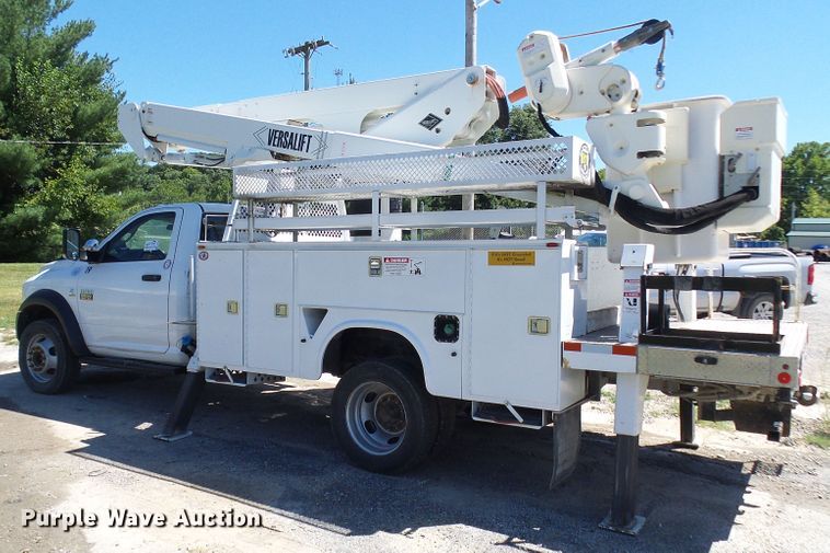 image for item DG2066 2012 Dodge Ram 5500  bucket truck