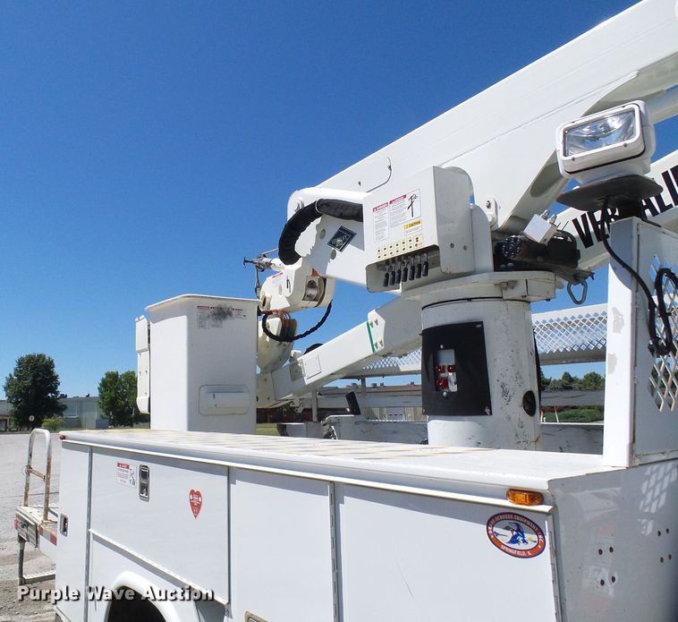 image for item DG2066 2012 Dodge Ram 5500  bucket truck