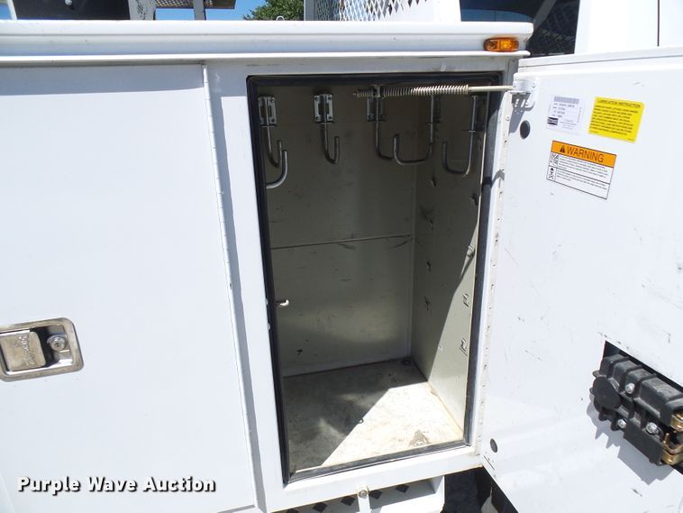 image for item DG2066 2012 Dodge Ram 5500  bucket truck