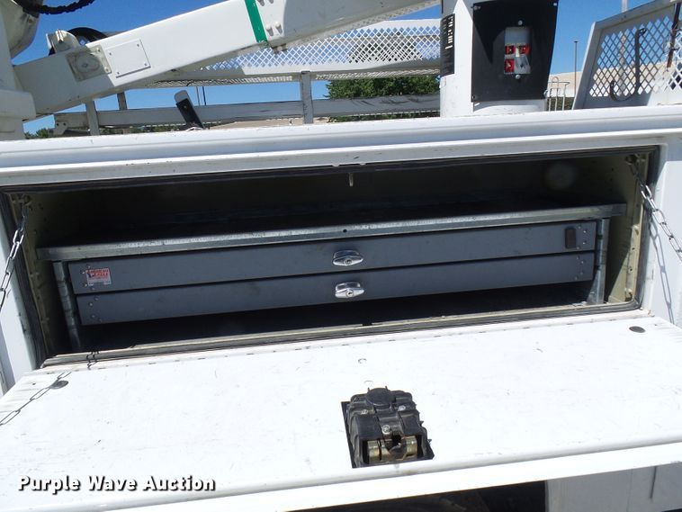 image for item DG2066 2012 Dodge Ram 5500  bucket truck