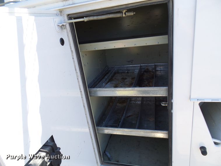 image for item DG2066 2012 Dodge Ram 5500  bucket truck