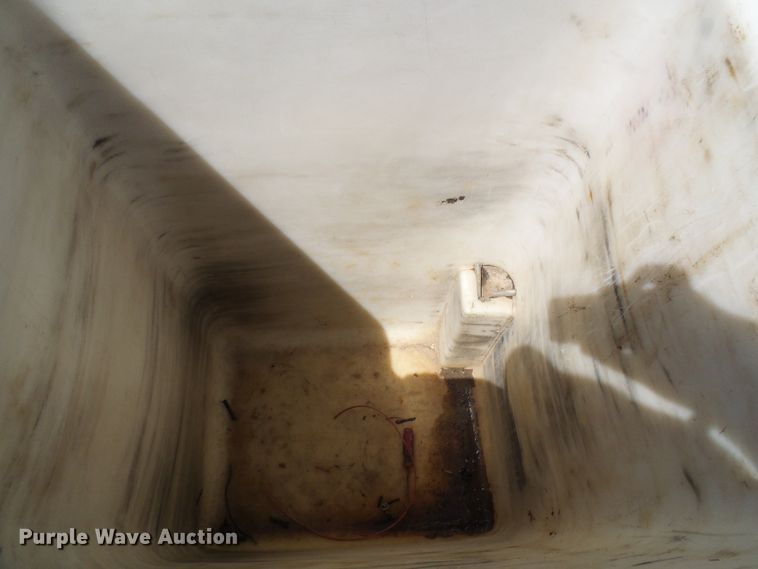 image for item DG2066 2012 Dodge Ram 5500  bucket truck