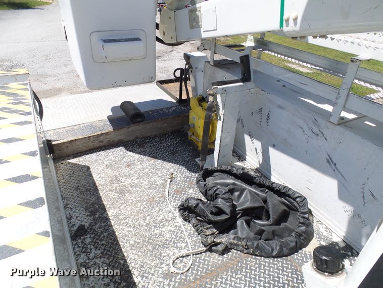 image for item DG2066 2012 Dodge Ram 5500  bucket truck