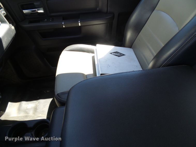 image for item DG2066 2012 Dodge Ram 5500  bucket truck