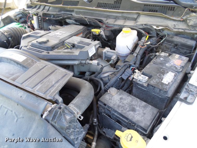 image for item DG2066 2012 Dodge Ram 5500  bucket truck