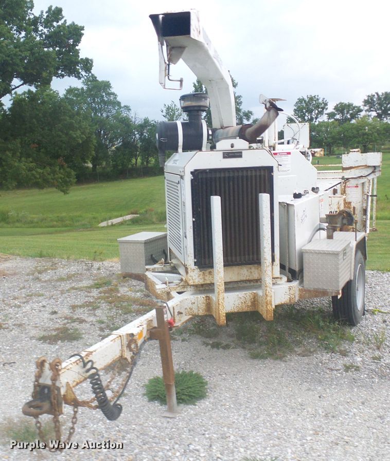 image for item DG2089 Bandit 250 wood chipper