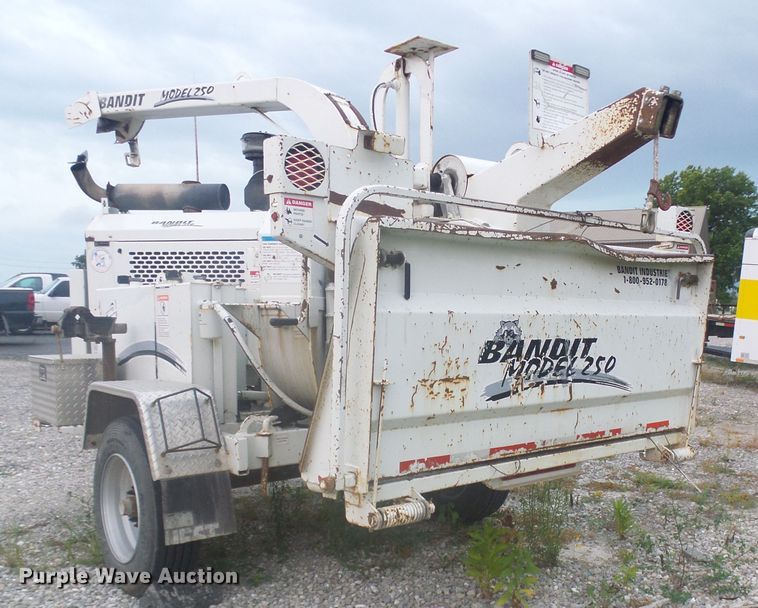image for item DG2089 Bandit 250 wood chipper