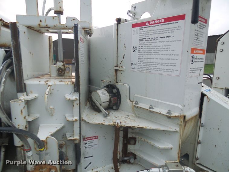 image for item DG2089 Bandit 250 wood chipper