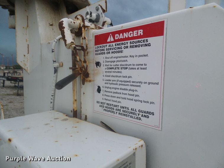 image for item DG2089 Bandit 250 wood chipper