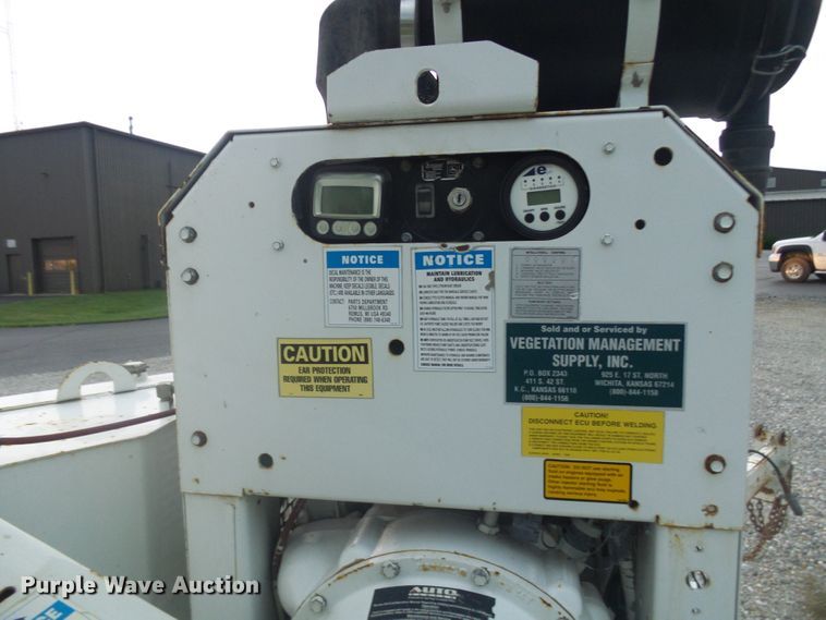 image for item DG2089 Bandit 250 wood chipper