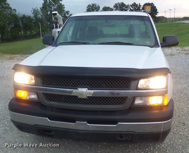 image for item DG2090 2003 Chevrolet Silverado 1500  Ext. Cab pickup truck