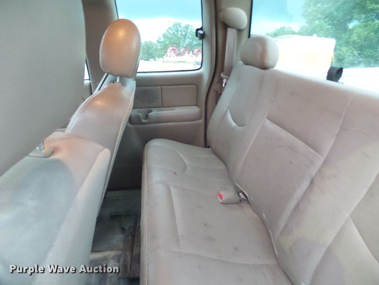 image for item DG2090 2003 Chevrolet Silverado 1500  Ext. Cab pickup truck