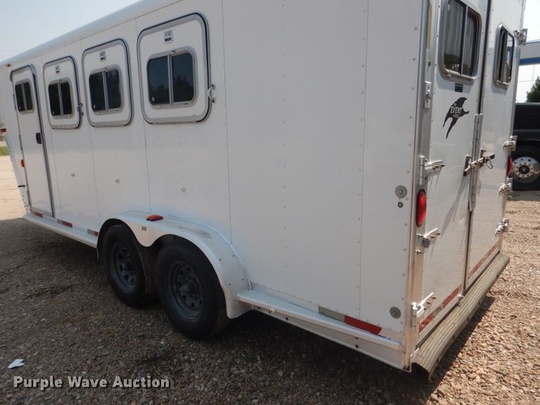 image for item DG4555 2000 Exiss SS300 horse trailer