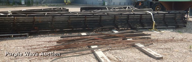 image for item DG4564 Metal frame building