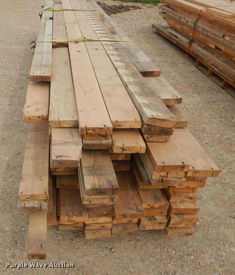 image for item DG4564 Metal frame building