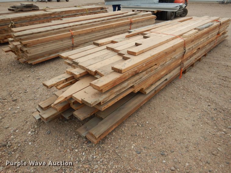 image for item DG4564 Metal frame building