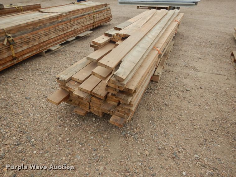 image for item DG4564 Metal frame building