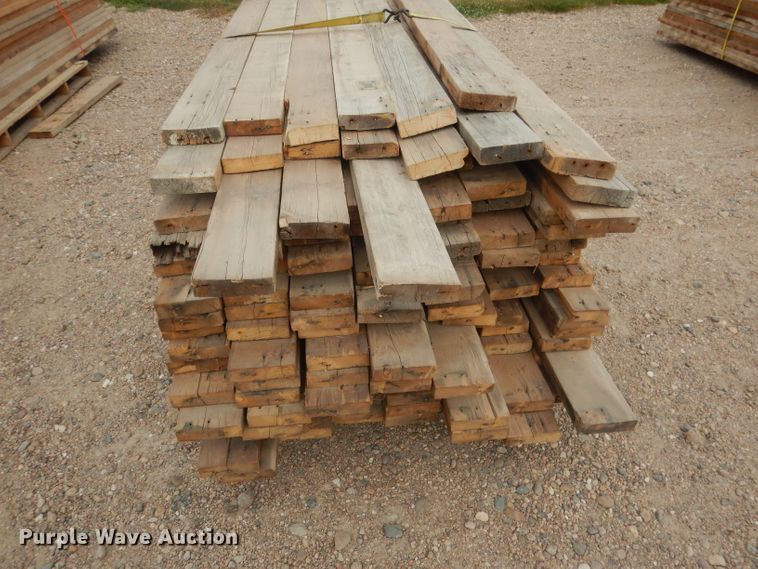 image for item DG4564 Metal frame building