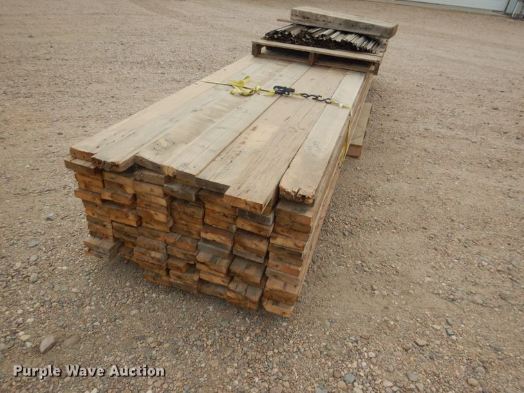 image for item DG4564 Metal frame building