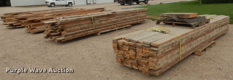 image for item DG4564 Metal frame building