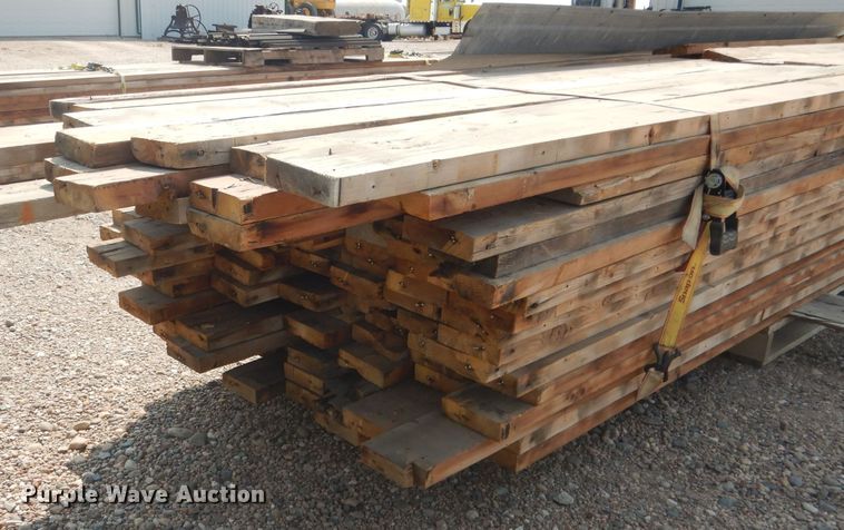 image for item DG4564 Metal frame building