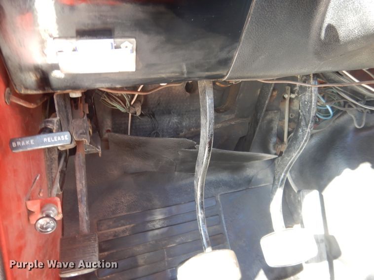 image for item DG4580 1971 International 1210  pickup truck