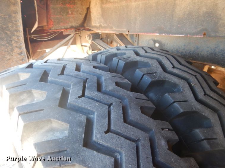 image for item DG4580 1971 International 1210  pickup truck