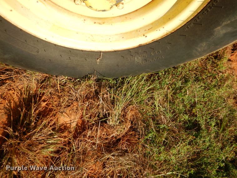 image for item DG6913 John Deere 2350  tractor