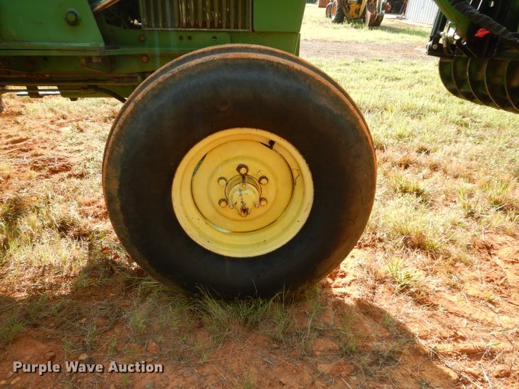 image for item DG6913 John Deere 2350  tractor