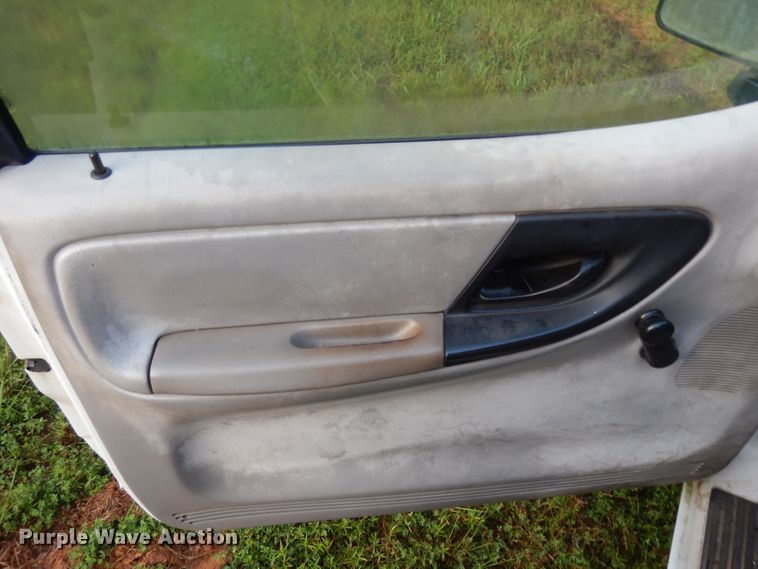 image for item DG6914 1999 Ford Ranger  pickup truck