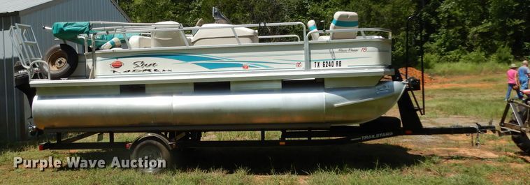 image for item DG6916 2004 Sun Tracker Bass Buggy 18  boat