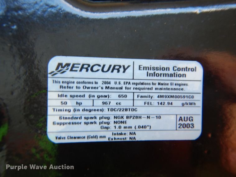 image for item DG6916 2004 Sun Tracker Bass Buggy 18  boat