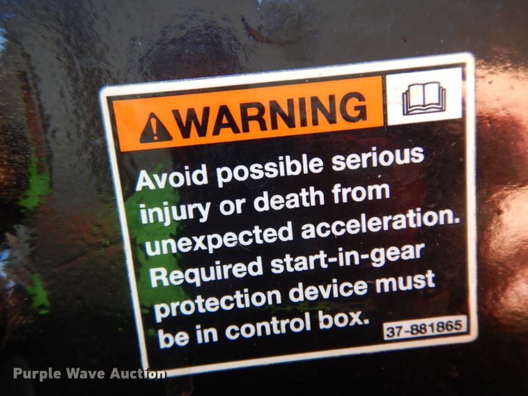 image for item DG6916 2004 Sun Tracker Bass Buggy 18  boat