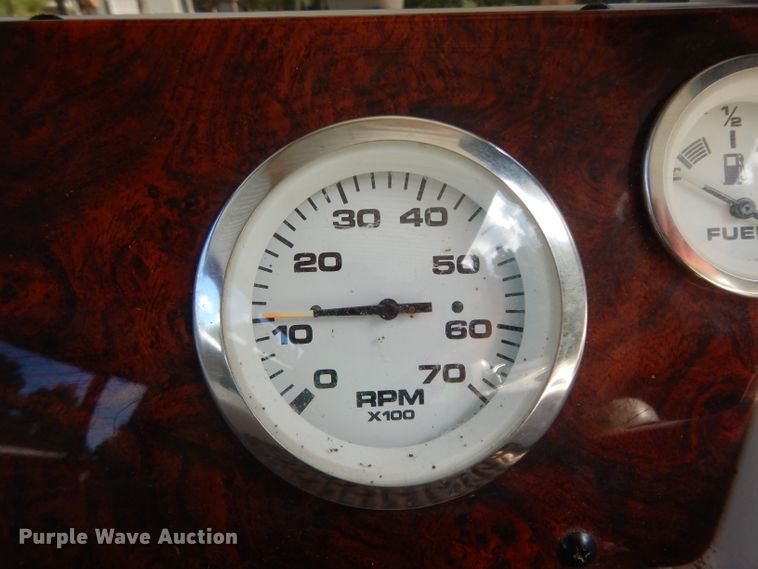 image for item DG6916 2004 Sun Tracker Bass Buggy 18  boat