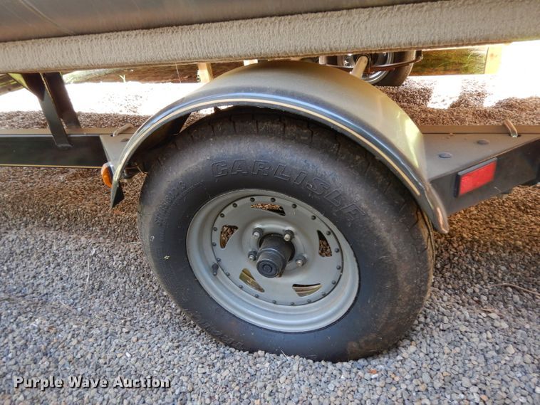 image for item DG6916 2004 Sun Tracker Bass Buggy 18  boat