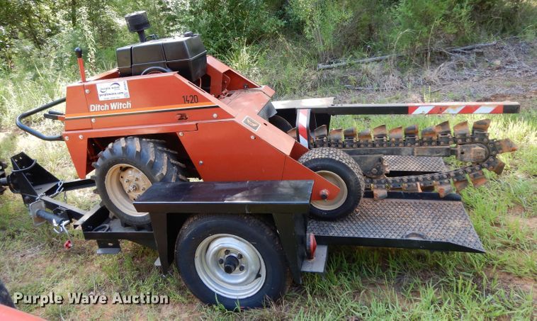 image for item DG6925 Ditch Witch 1420  trencher