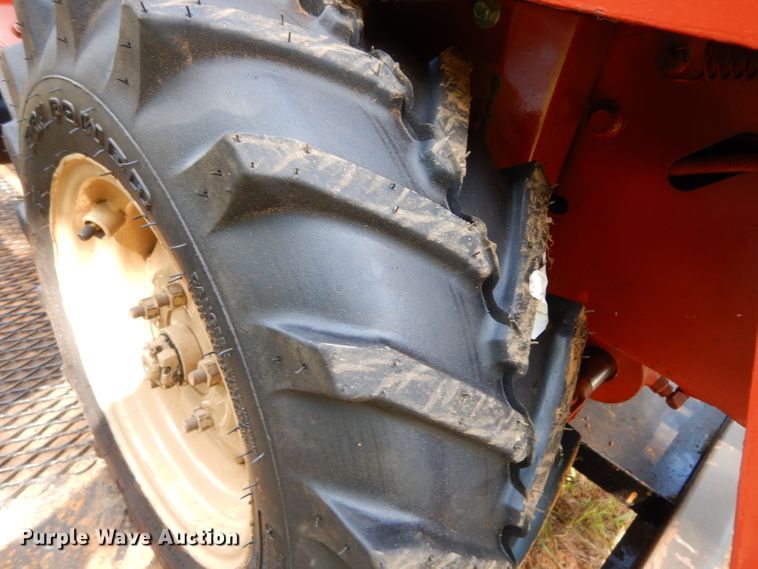 image for item DG6925 Ditch Witch 1420  trencher