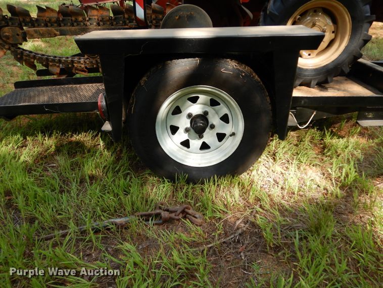 image for item DG6925 Ditch Witch 1420  trencher