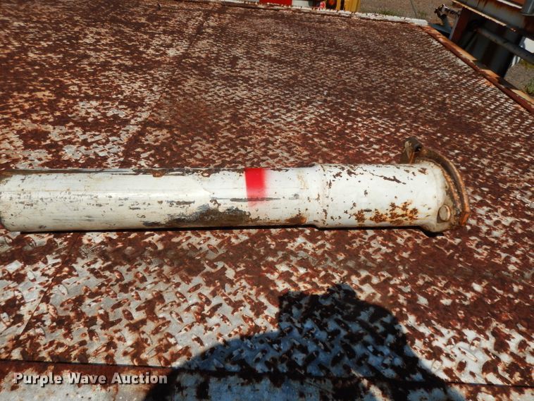 image for item DG6933 1999 Wyatt's Trailer Pro Trak equipment trailer