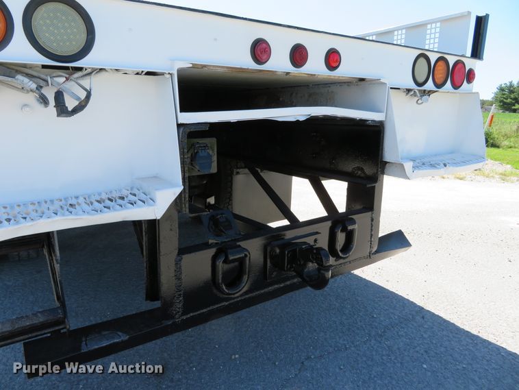 image for item DH1149 2006 GMC C8500  flatbed truck with crane