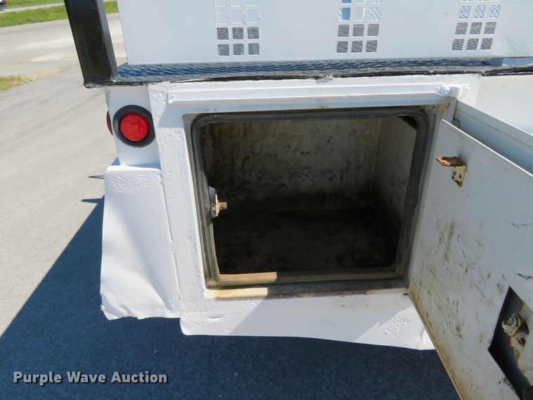 image for item DH1149 2006 GMC C8500  flatbed truck with crane